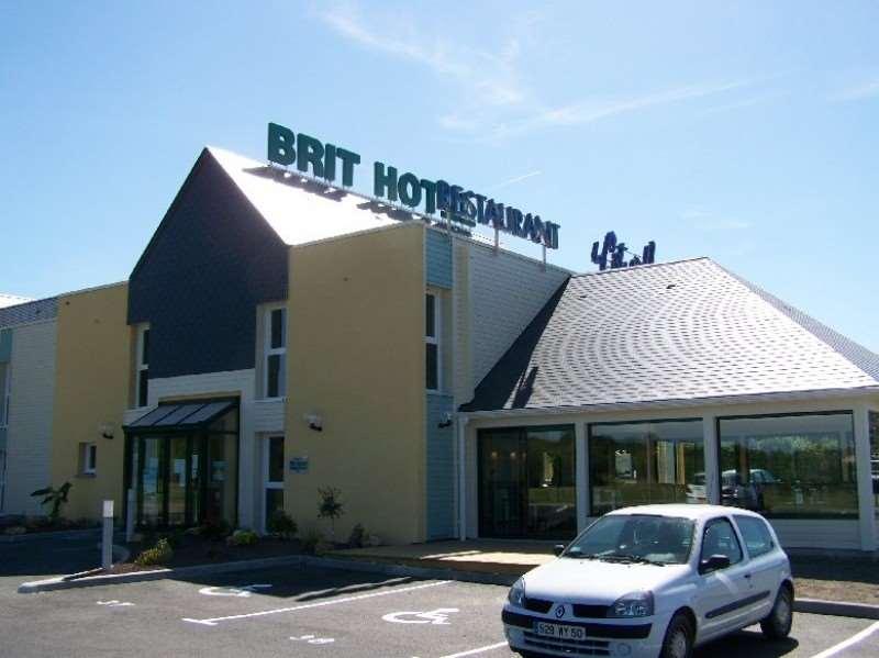 Brit Hotel De La Cote Des Havres Lessay Exteriör bild